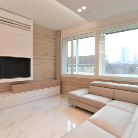 Skyline 2 - Luxury 公寓